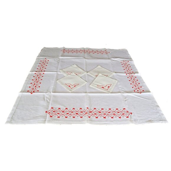 Vintage Small Linen Tablecloth & 4 Napkins Embroidered Openwork 1960s - Picture 1 of 6